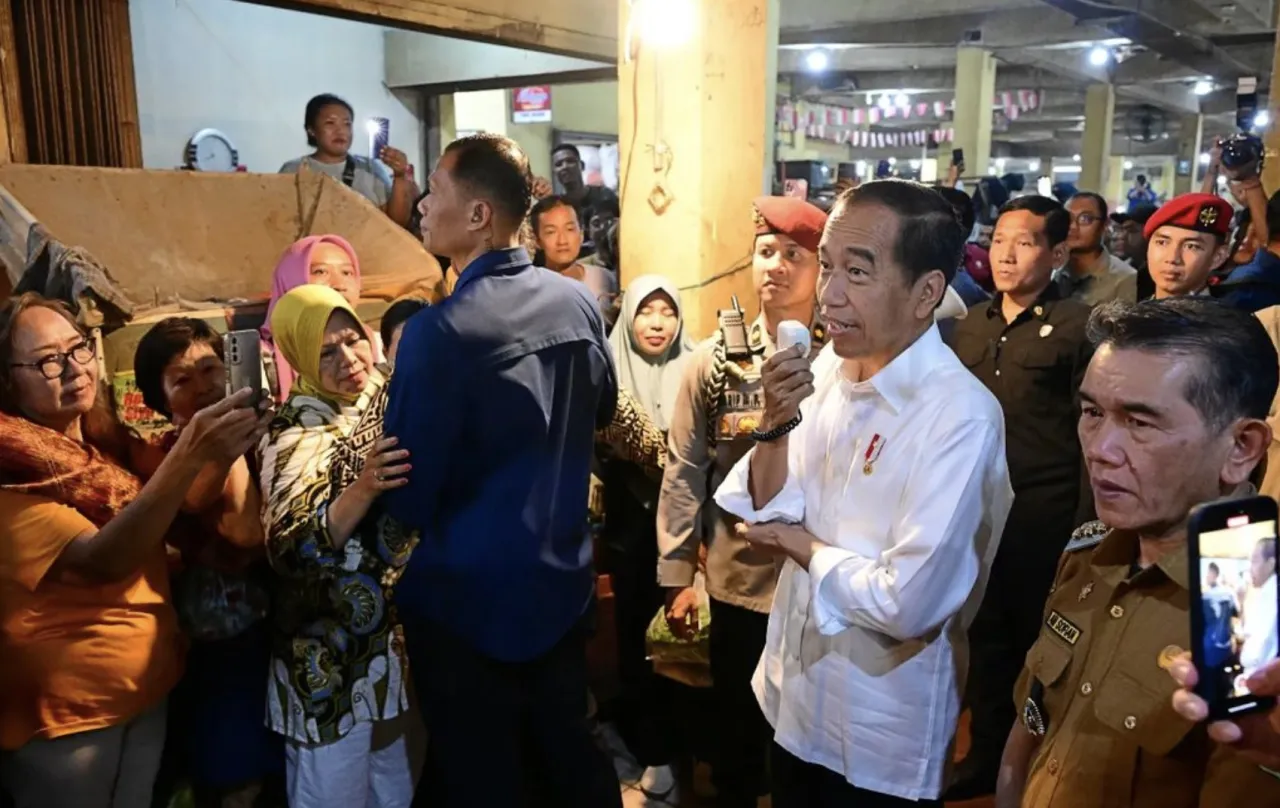 Jokowi Enggan Tanggapi Jadi Wantimpres Prabowo