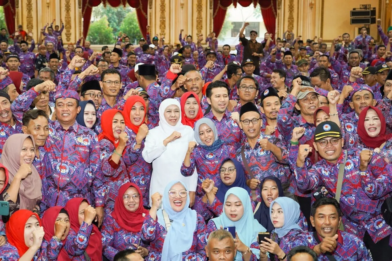 Khofifah Ajak Perangkat Desa Jaga Suasana Kondusif Pilkada Serentak