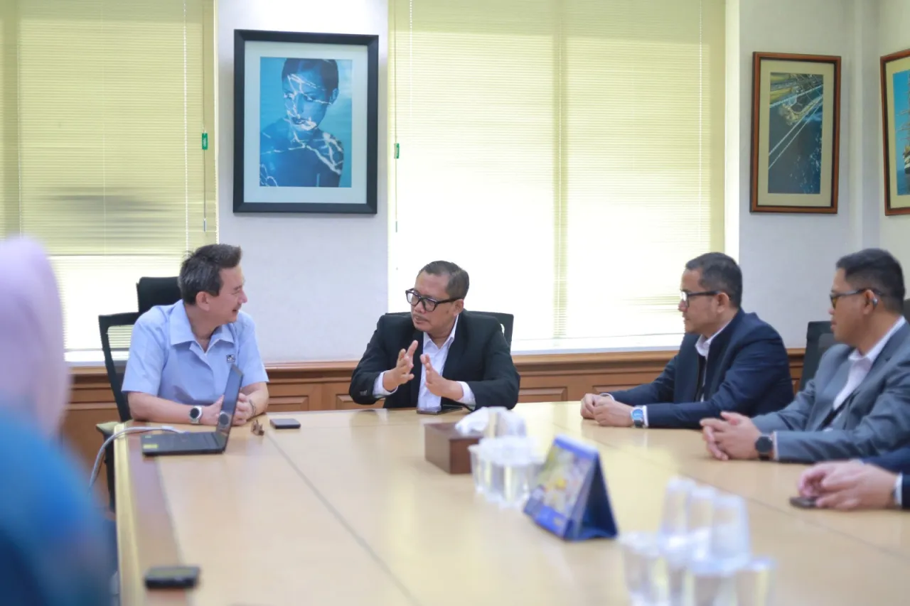 Gelar Kunjungan ke PT Indofood Sukses Makmur, PLN Jatim Dorong Ekspansi Industri