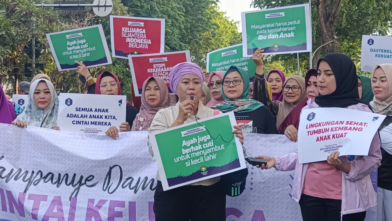 Perjuangkan Hak Kaum Perempuan dan Anak, Luluk Sapa Warga di CFD
