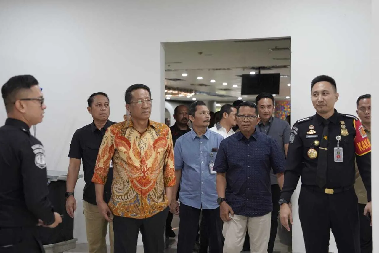 Menkumham Pastikan Layanan Imigrasi Bandara Juanda dengan Pemasangan Autogate Terus Ditingkatkan