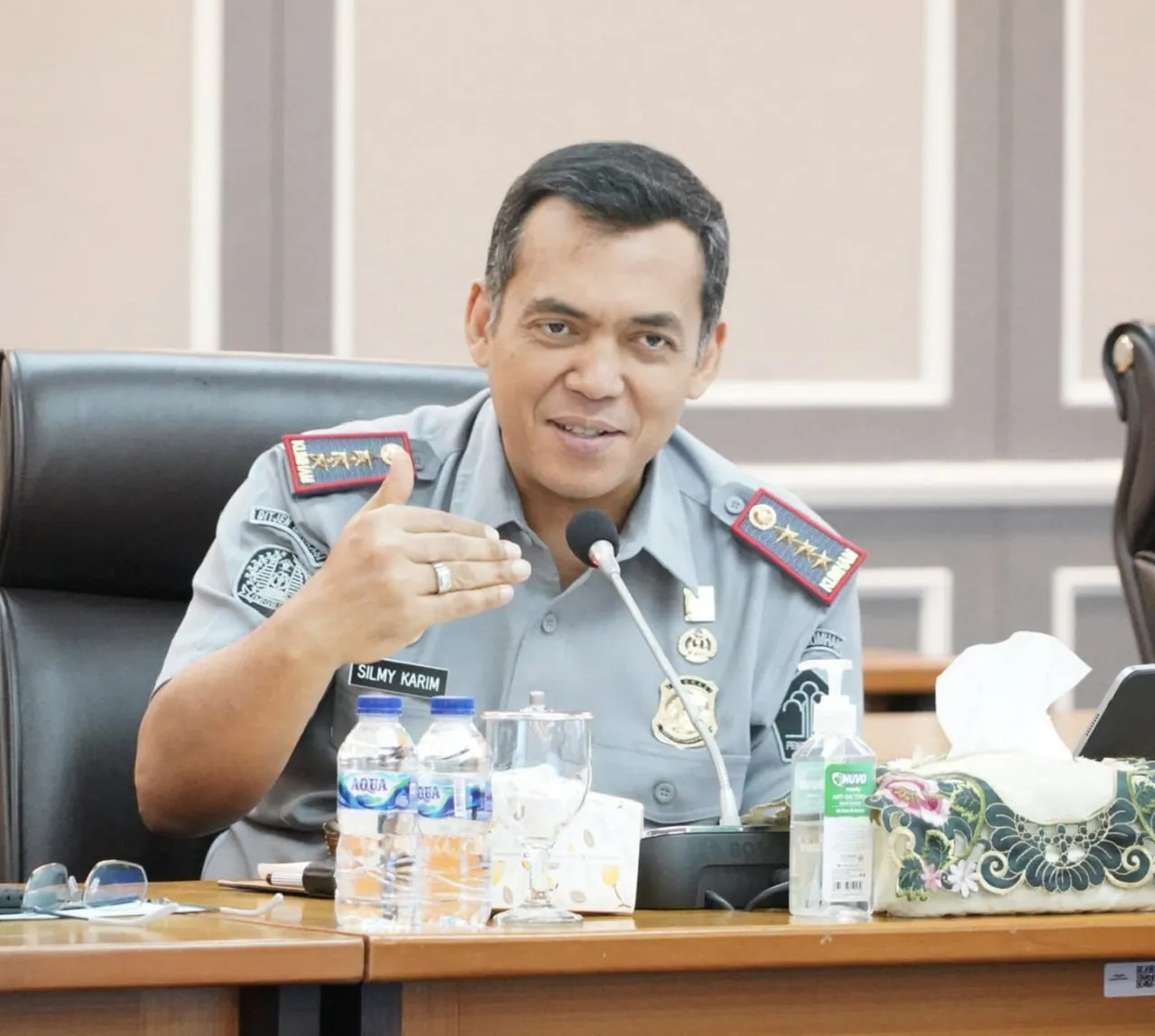Baca juga : Diintai Risiko Kerja Tinggi, Petugas Imigrasi Terapkan Penggunaan Senjata Api Sesuai Aturan Baru