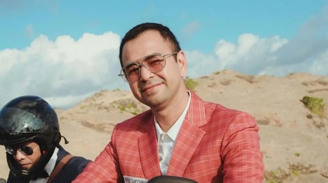 Baca juga : Raffi Ahmad Dituding Makelar Jabatan, Sering Tawarkan Jabatan Bupati ke Artis