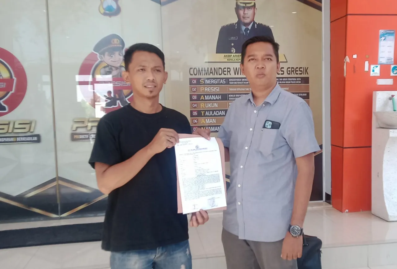 Baca juga : Peristiwa Pidana Sudah Sebulan Berlalu, Penyidik Polres Gresik Baru Menyelidiki