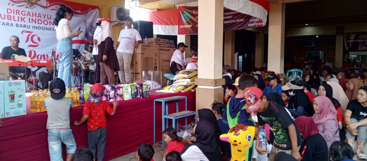 Semarak Jalan Sehat, Pemdes Boro Bagi Doorprize