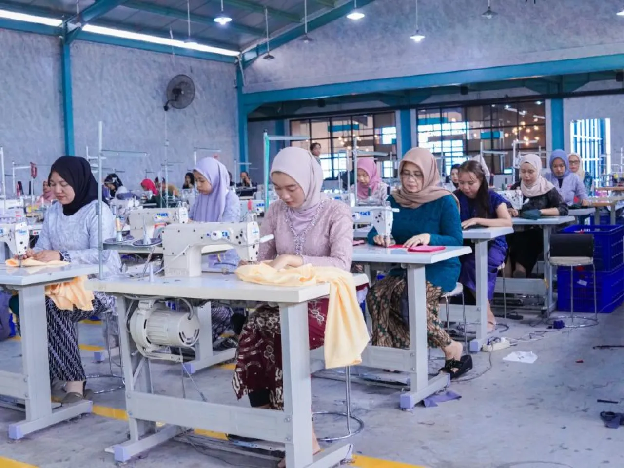 Kini Masyarakat Bisa Pesan Batik Sesuai Kebutuhan di Juragan 99 Garment