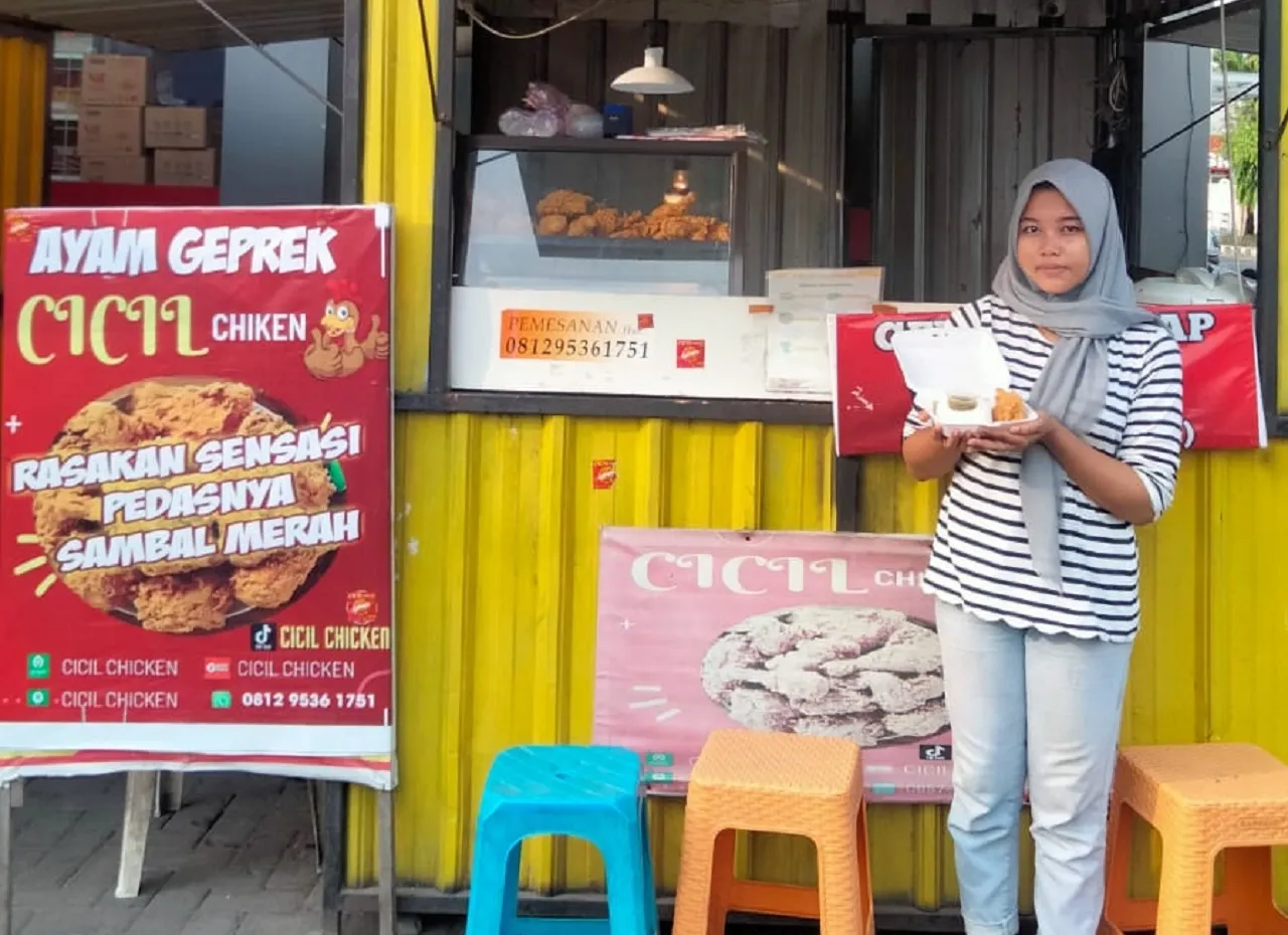 Strategi Geprek Cicil Chiken Alfamart Trunojoyo Raih Hoki, Makin Happy
