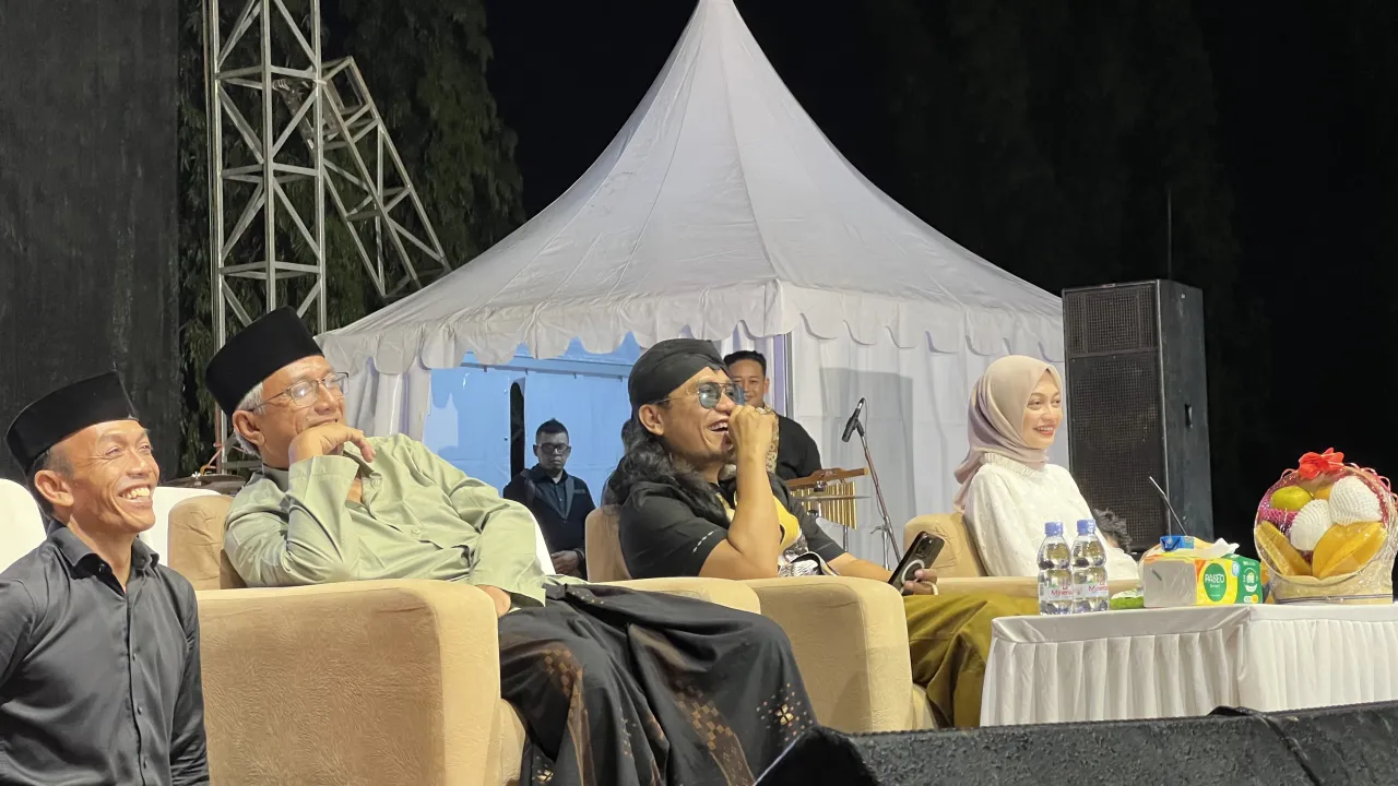 Silaturahmi Kebangsaan di Kediri, Gus Miftah : Mbak Vinanda - Gus Qowim Calone Pak Prabowo