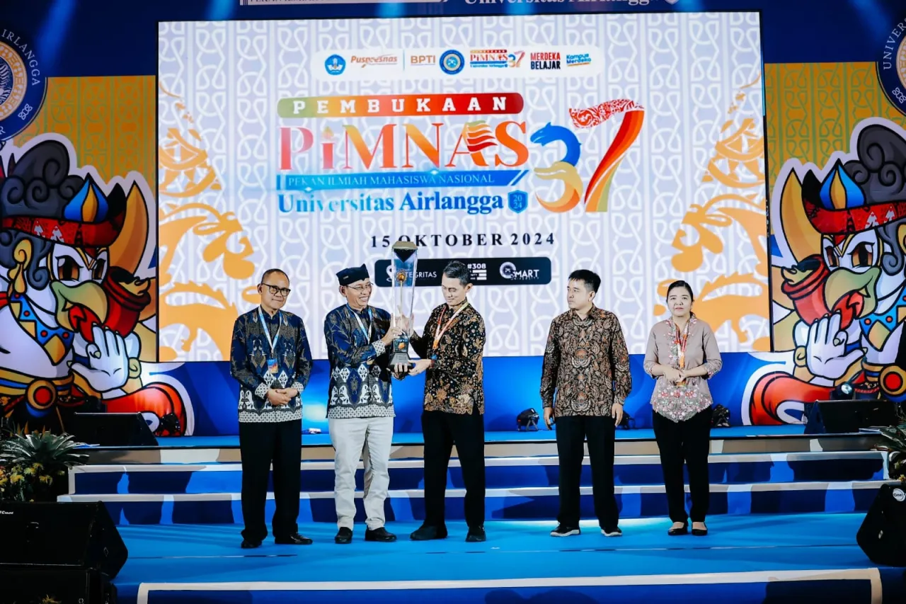 Rektor UNAIR Resmi Buka PIMNAS ke-37