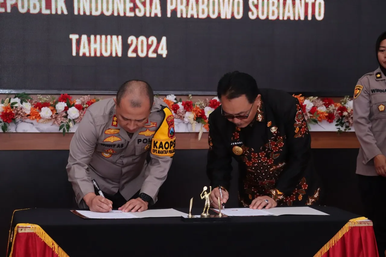 Polres Blitar Tandatangani MOU dengan Pemkab Blitar
