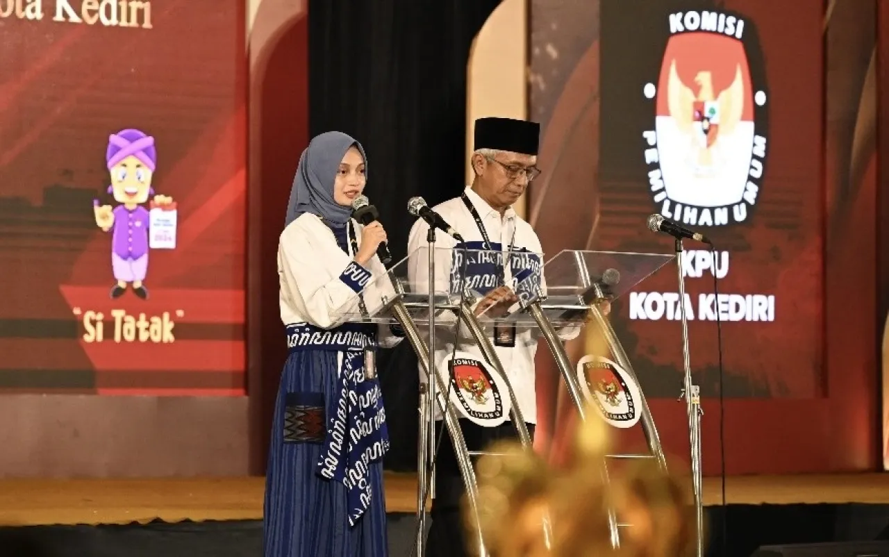 Menuju Indonesia Emas, Mbak Vinanda-Gus Qowim Siapkan Program Smart Living
