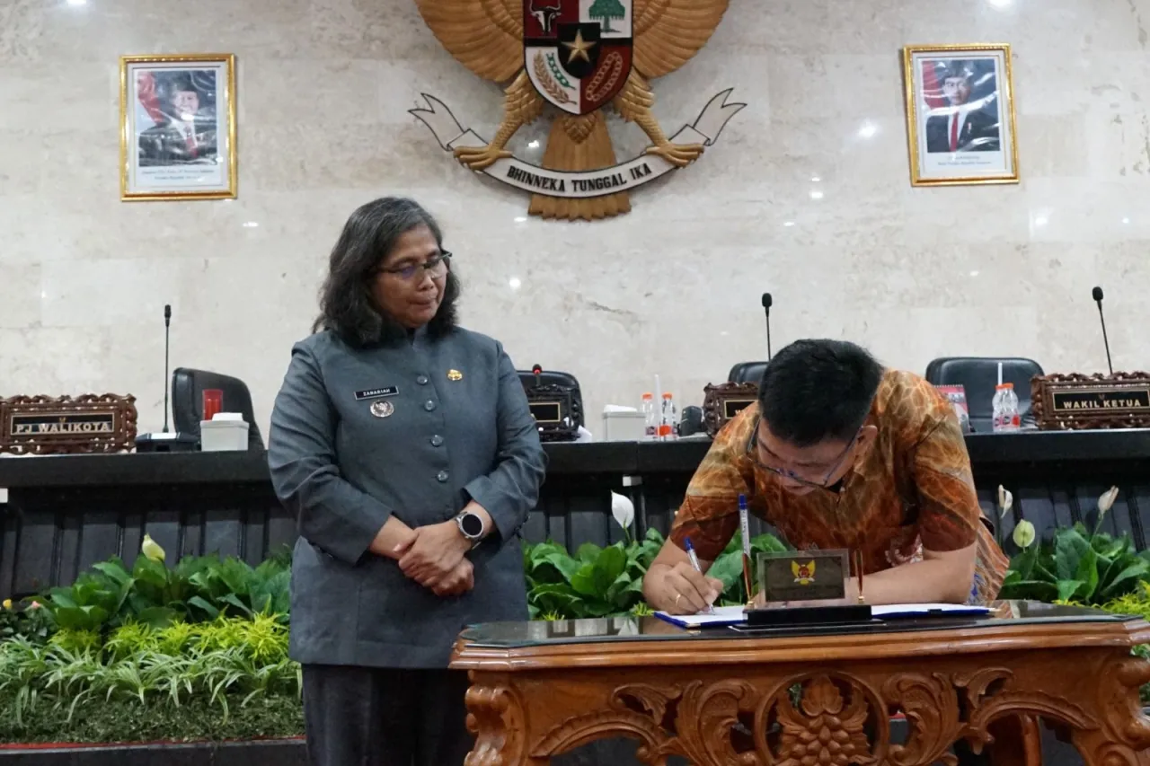 Pj Wali Kota Kediri : Perda APBD TA 2025 Telah Disesuaikan dengan Kebijakan Pokok Pembangunan Kota
