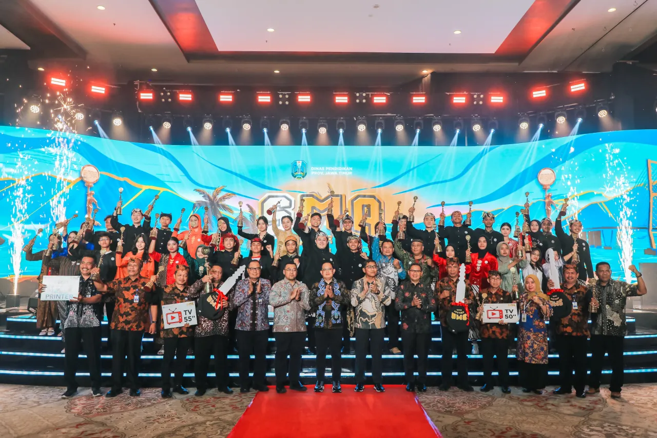 Pj Gubernur Jatim Tekankan Konsistensi Jaga Prestasi Tingkat Nasional dan Internasional