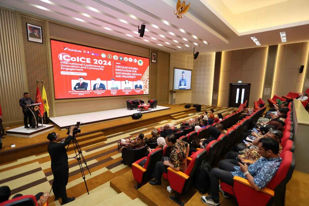 Khofifah Silaturahmi dan Diskusi Bersama Tokoh Agama Majelis Agung GKJW di Balewiyata Malang
