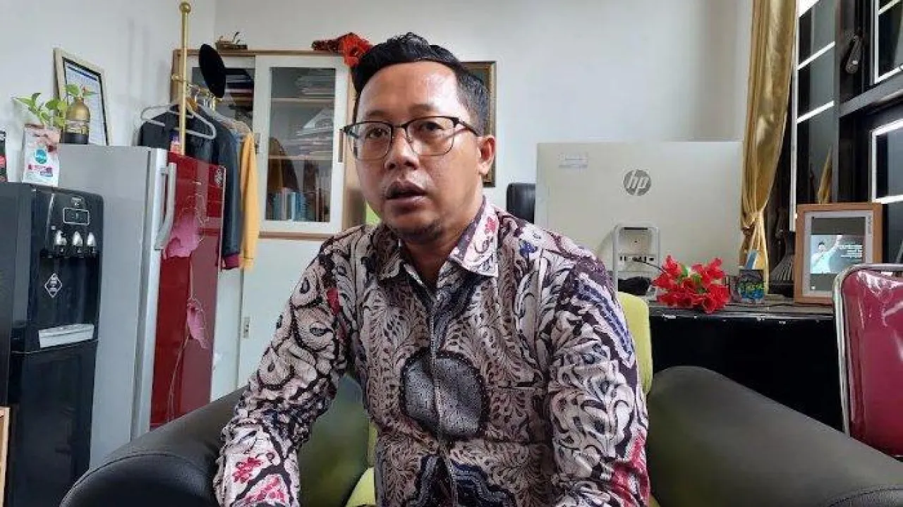 Baca juga : Imbas Saksi Paslon Tewas Dibacok, KPU Batalkan Debat Ketiga Pilbup Sampang