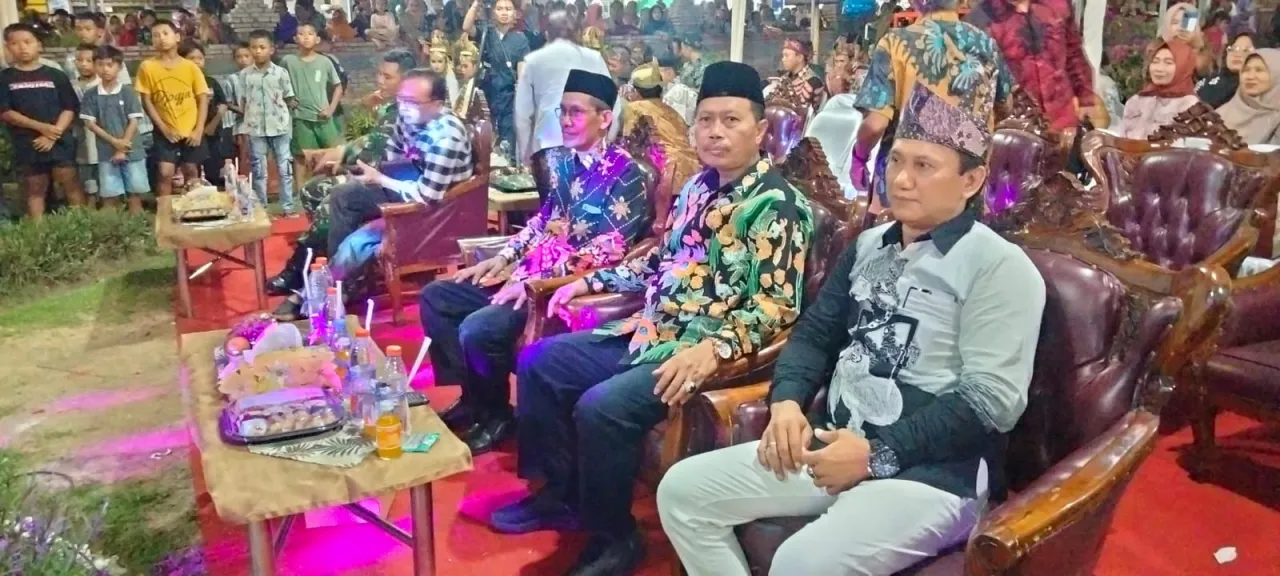 Pagelaran 12 Titik Wayang Gagrak Porongan Berakhir di Candi Pari