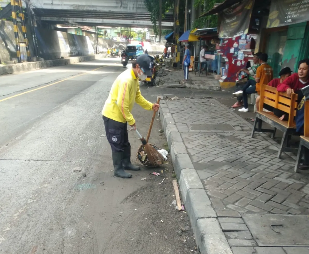 Jelang Nataru, Pemkab Lamongan Siagakan Tim Kebersihan