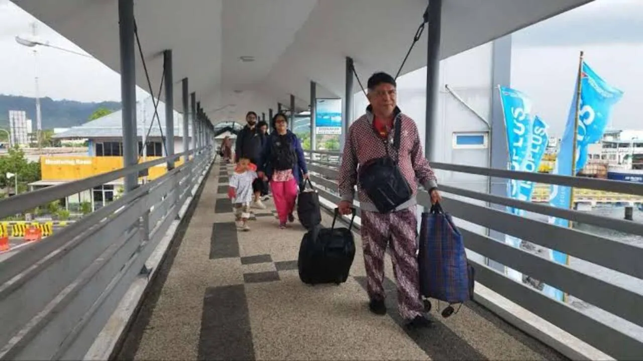Baca juga : Okupansi Pesawat di Bandara Banyuwangi Naik Tembus 98,25 Persen