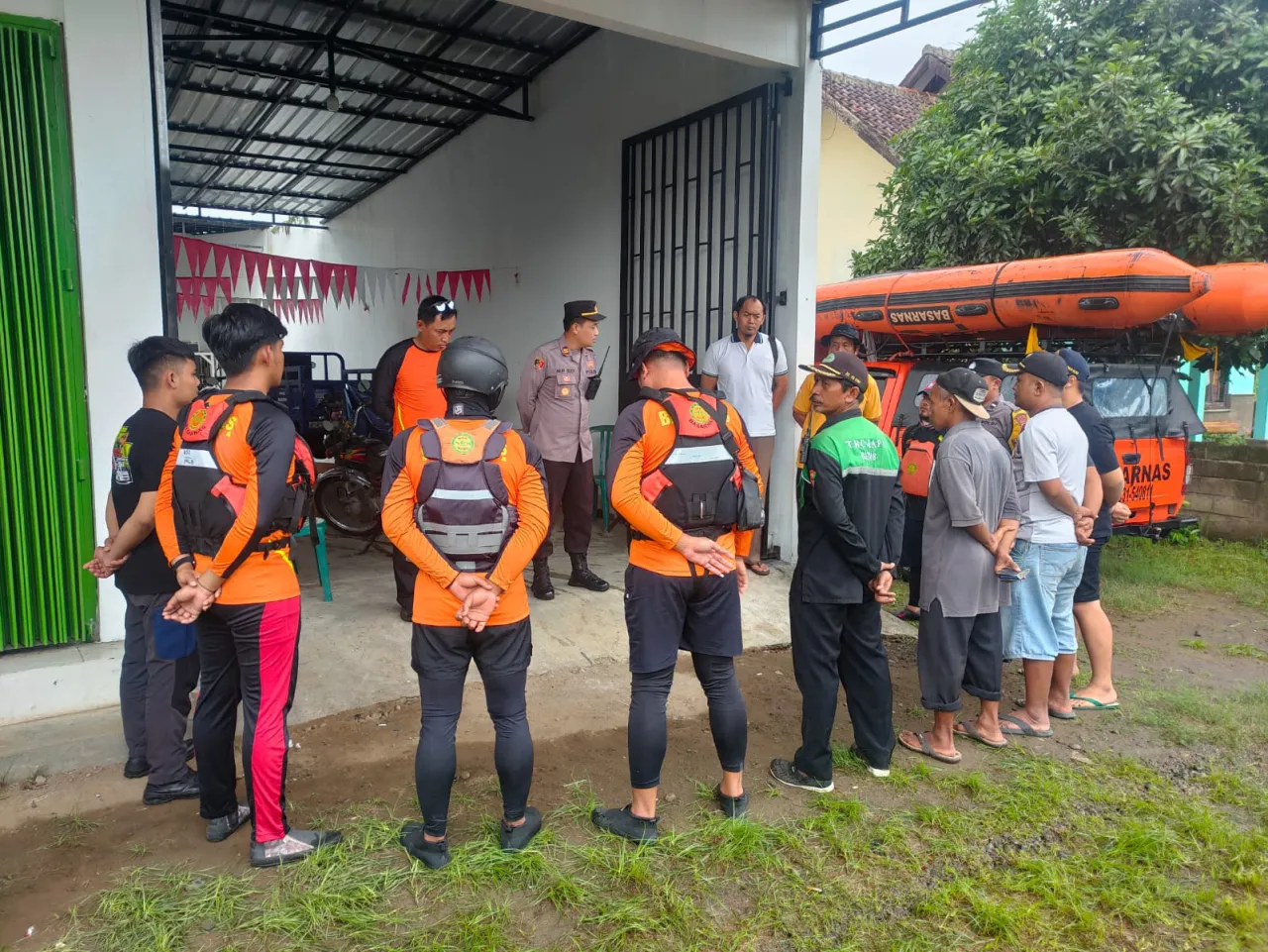 Kakek 61 Tahun Diduga Terbawa Arus Sungai Brantas saat Memancing