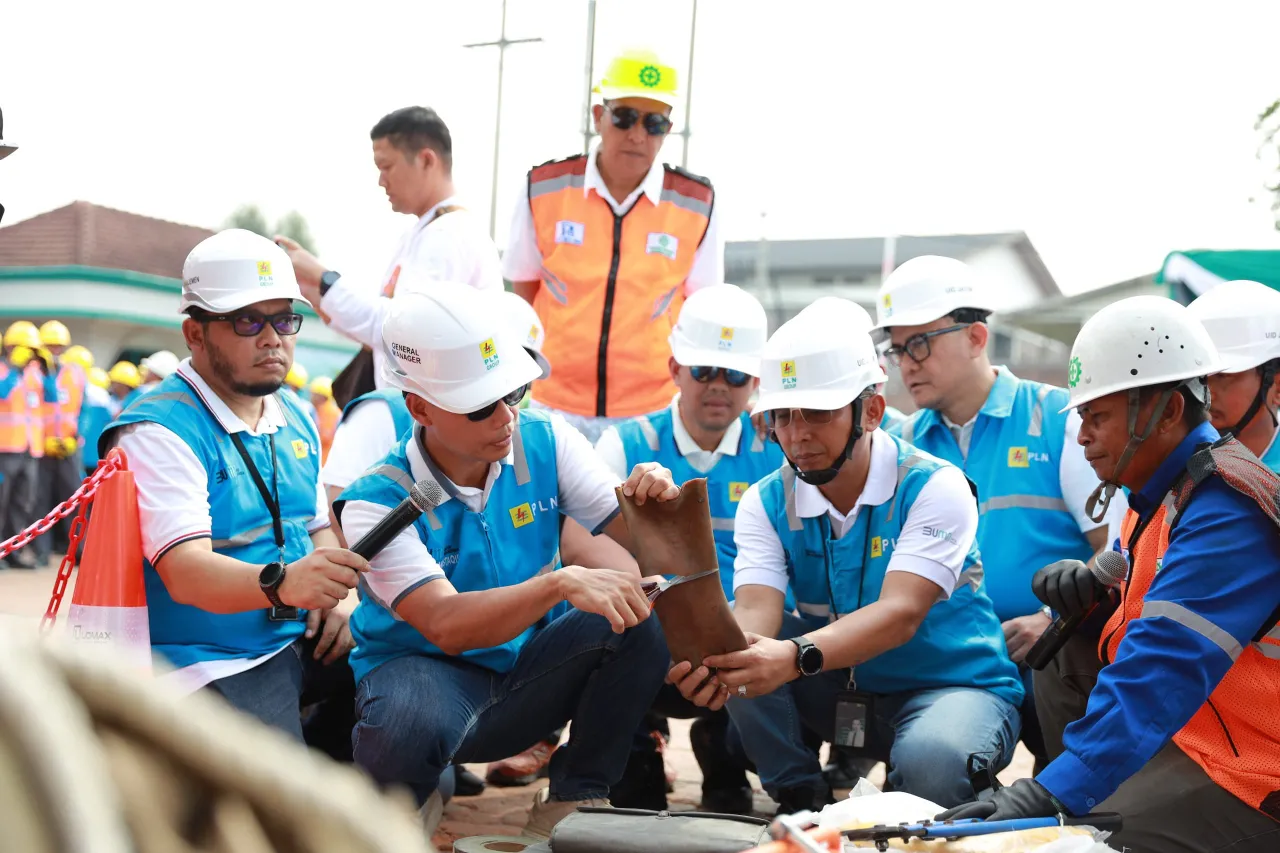 PLN Gelar Apel Siaga Kerahkan 5.027 Personel, Amankan Pasokan Listrik Natal 2024 dan Tahun Baru 2025 di Jatin