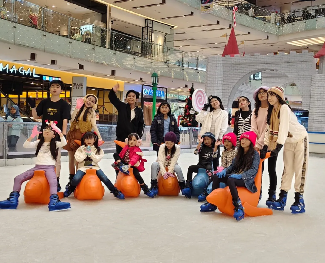 Sambut Nataru 2025, Grand City Mall Suguhkan Wonderful Christmas Funtasy untuk Warga Surabaya