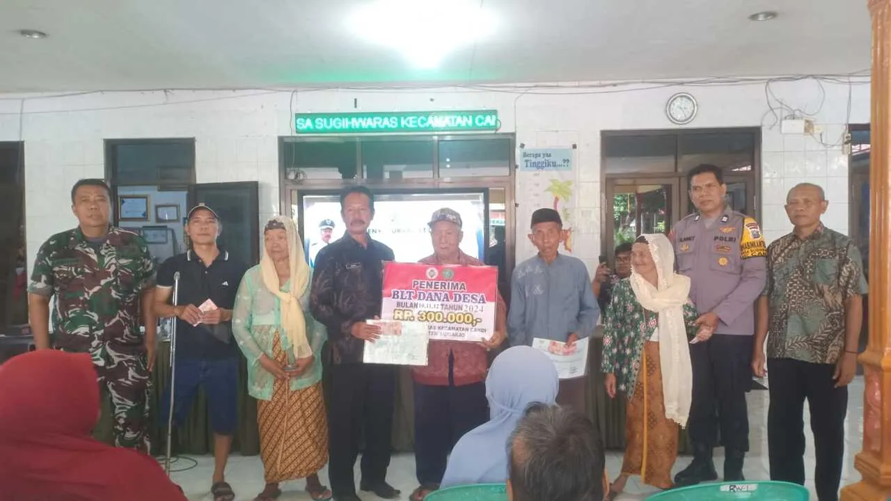 Pemdes Sugihwaras Candi Salurkan BLT DD Tahap IV 2024