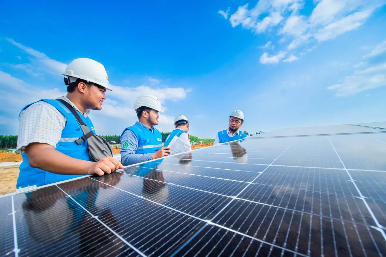 Gandeng Startup, PLN Kembangkan Energi Hijau dan Ekosistem EV di Indonesia