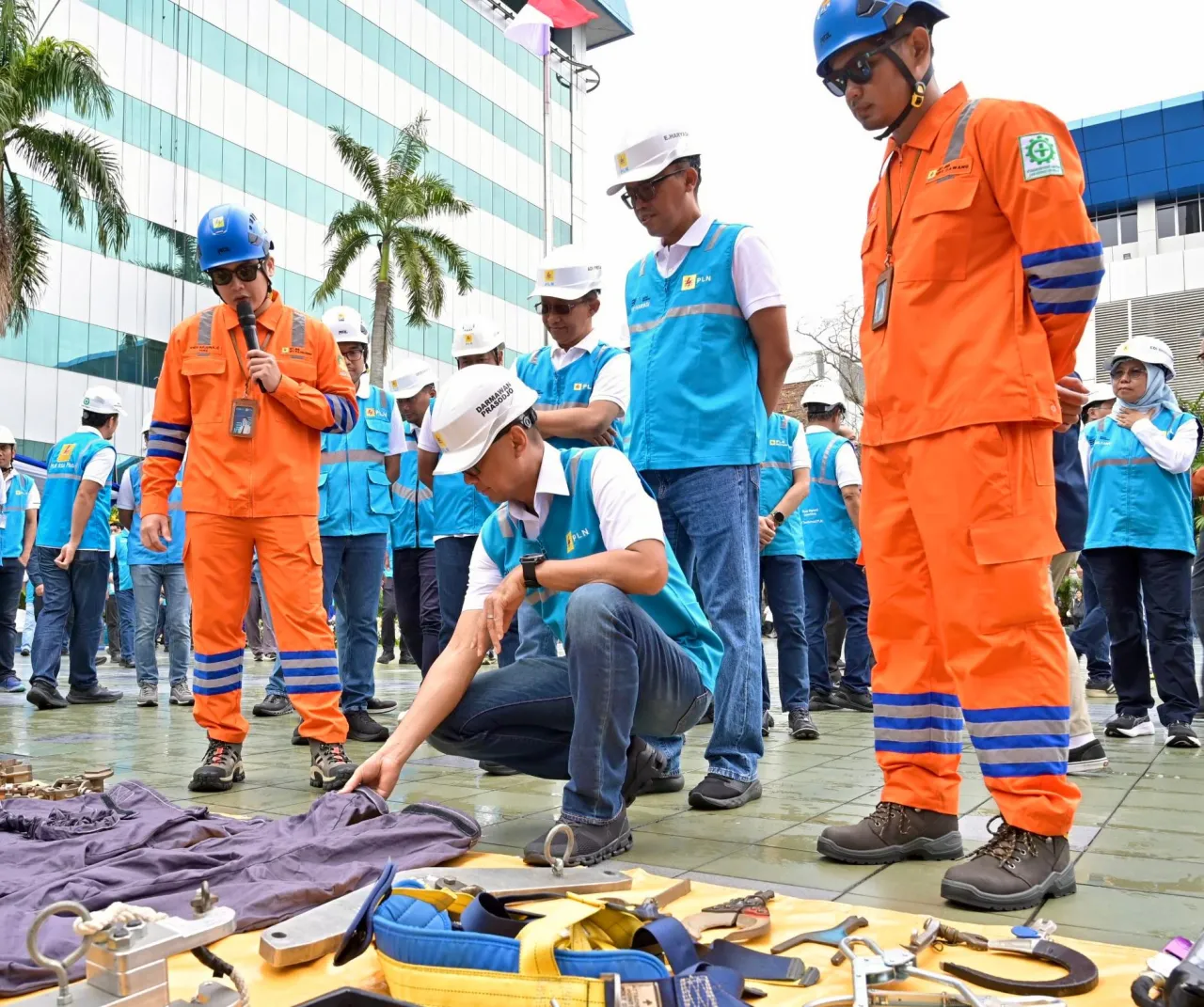 Gelar Apel Siaga Nataru 2024, Seluruh Unit PLN Se-Indonesia Siap Beri Layanan Maksimal