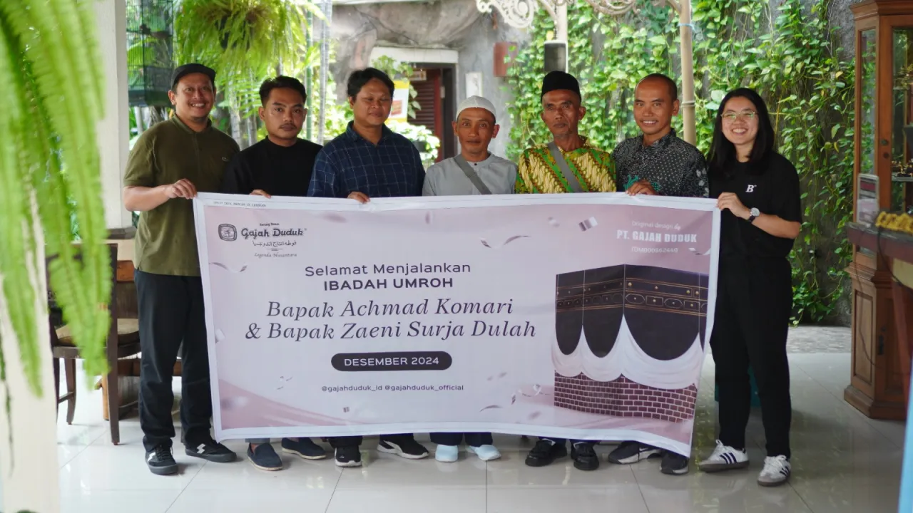 Wujudkan Mimpi Guru Ngaji dan Marbot Masjid, Maestro dari Gajah Duduk Berangkatkan Umroh