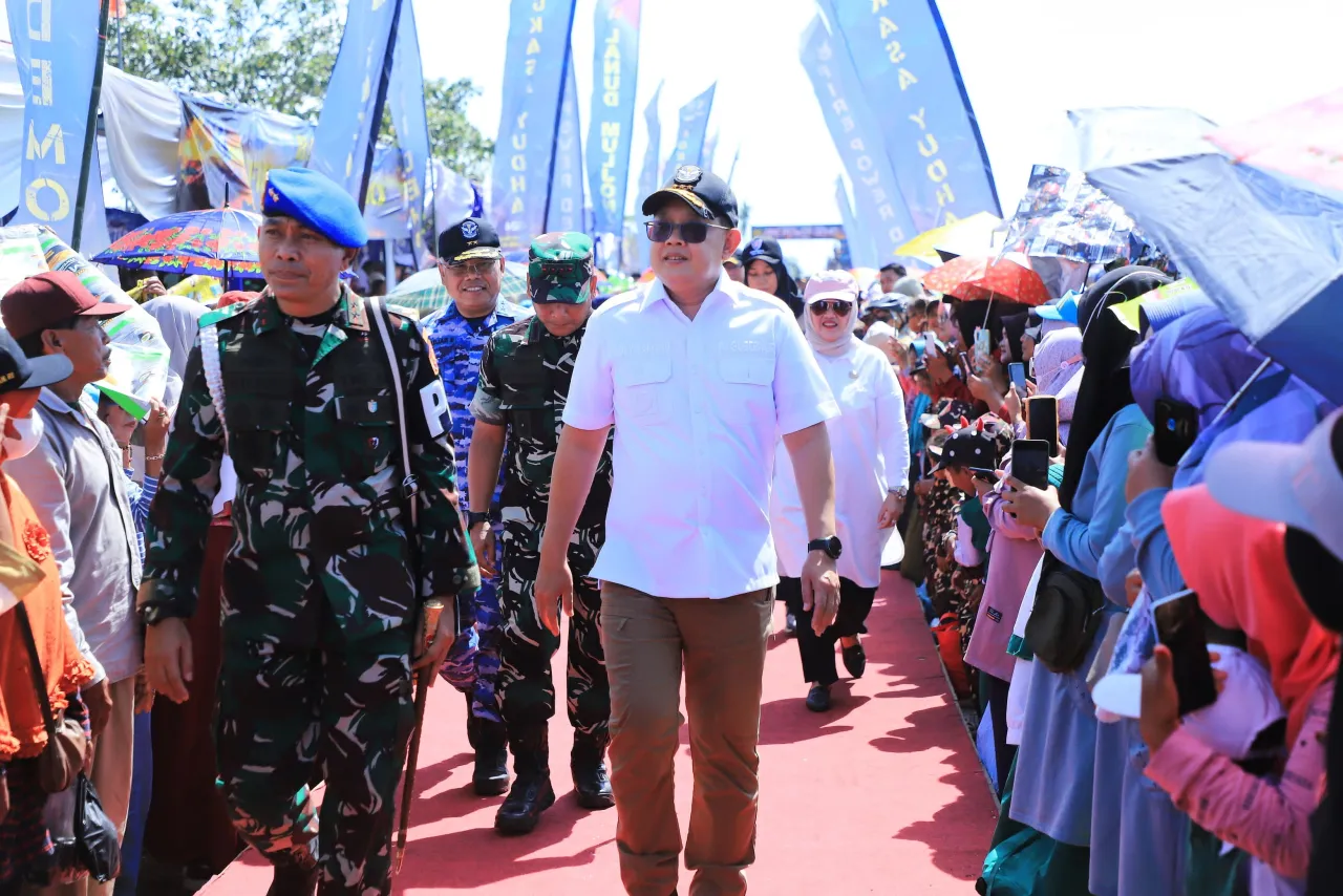 Pj. Gubernur Adhy Puji Kekuatan Alutsista TNI AU