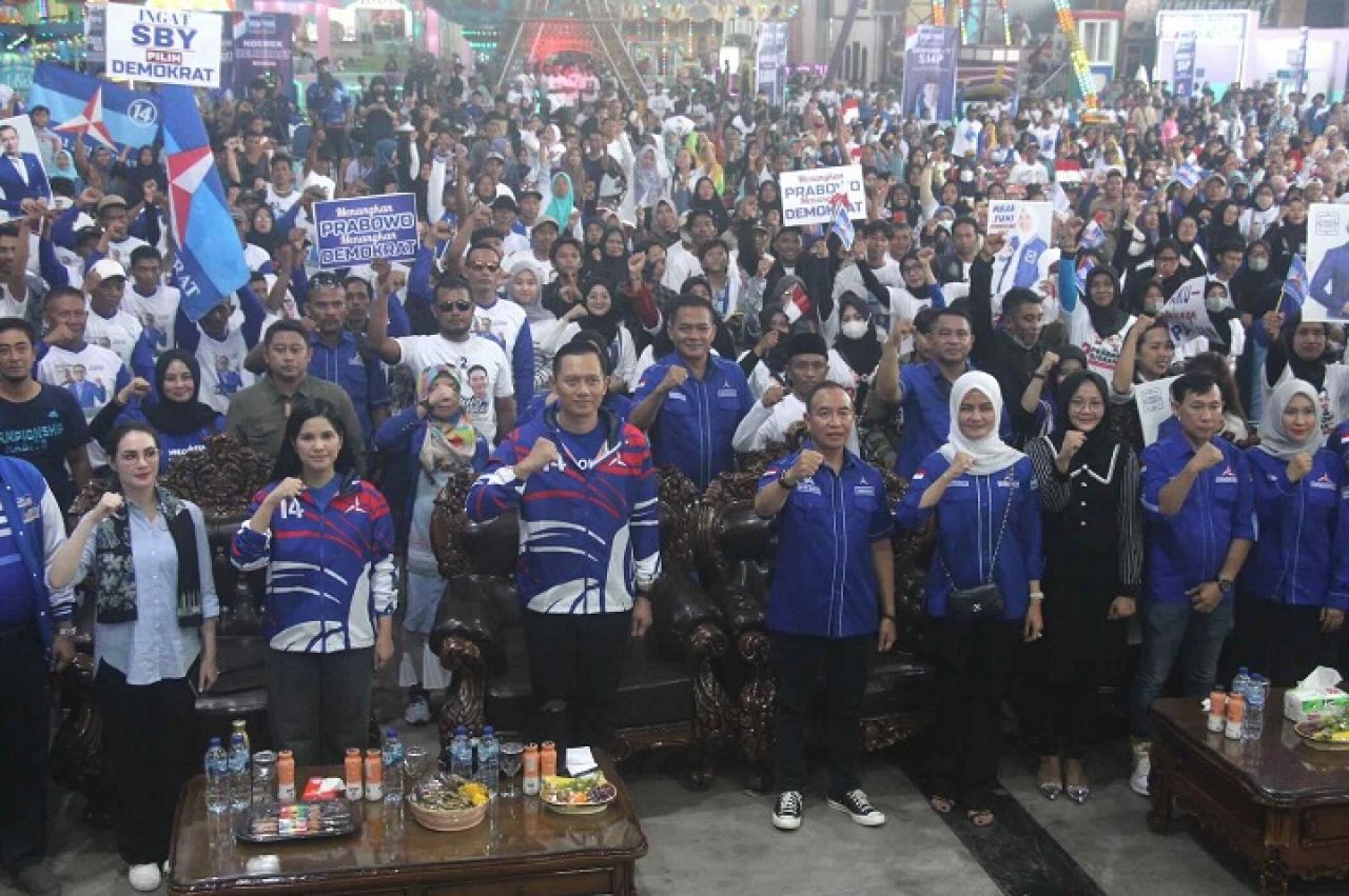 Di depan ribuan Kader Bojonegoro, AHY Instruksikan Prabowo-Gibran menang satu putaran