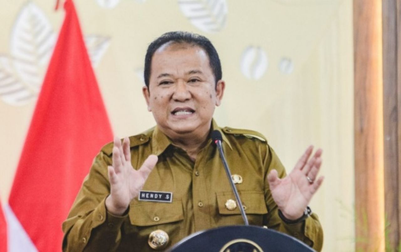 Bupati Jember Hendy Siswanto.