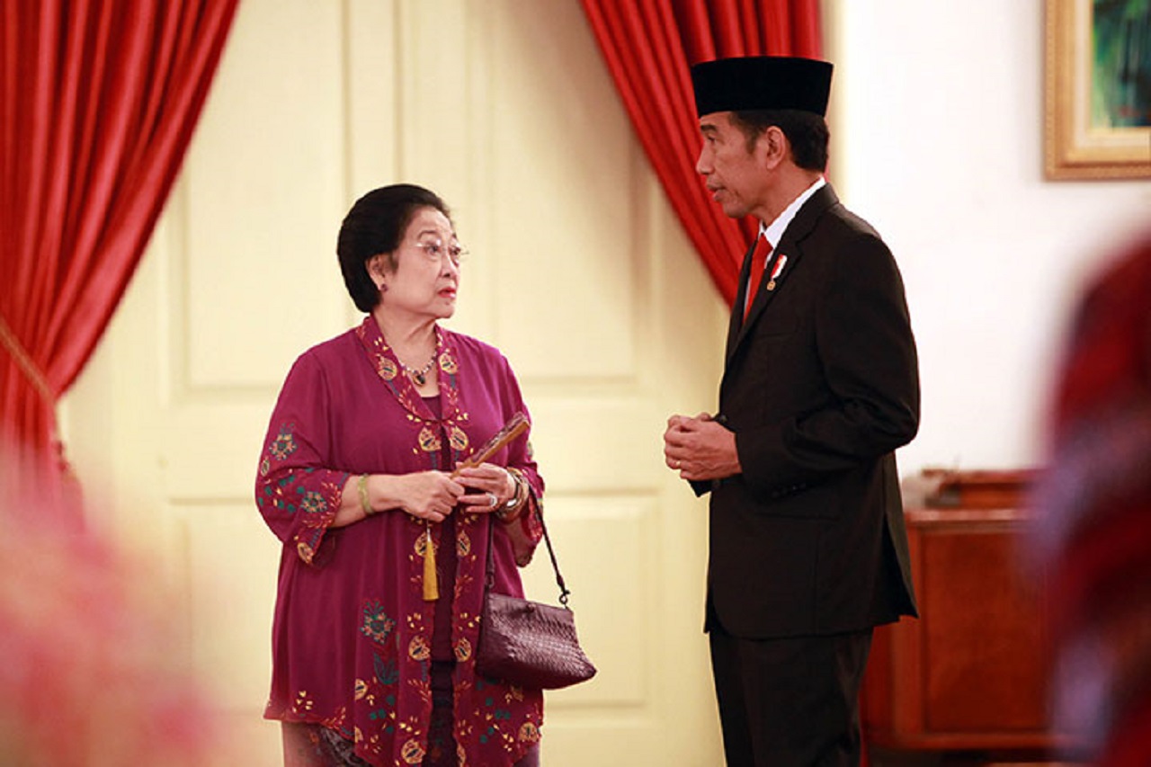 Isu perang dingin, Ketum PDIP Megawati Soekarnoputri dengan Presiden RI Joko Widodo (Jokowi). SP/ JKT