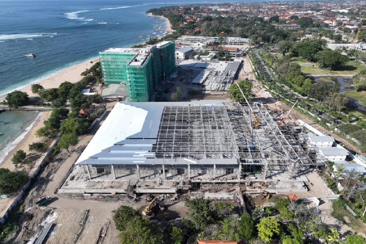 Pembangunan gedung pertemuan di Kawasan KEK Kesehatan Sanur. SP/ BLI