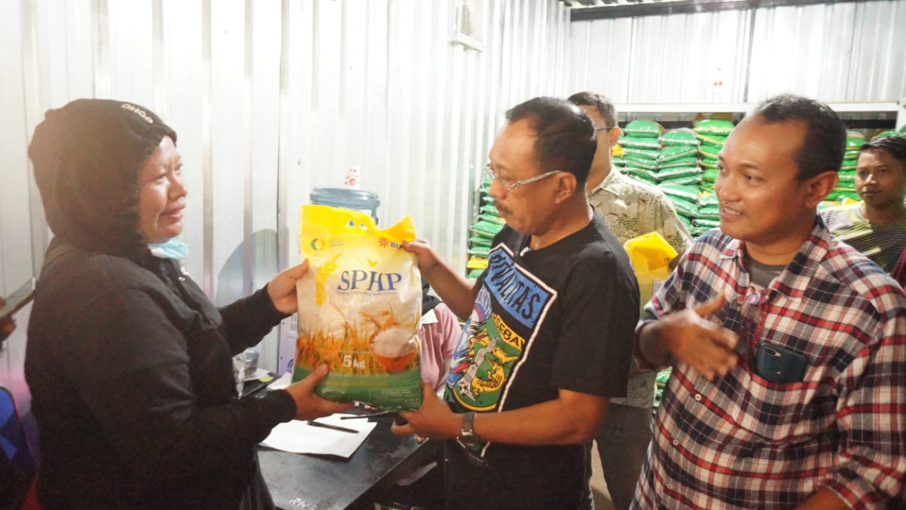 Wawali Cak Ji berharap harga beras dan sembako yang lainnya stabil. SP/SURA