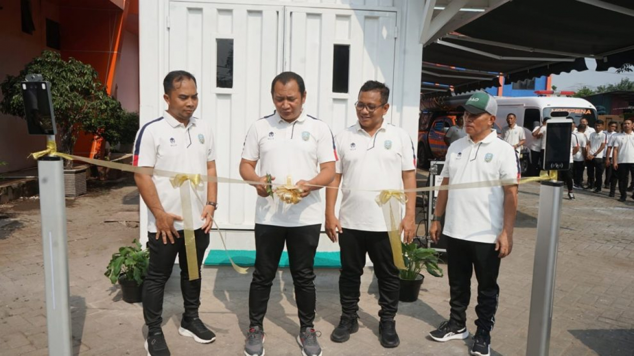 BPBD Jatim meresmikan Kontainer Command Center TRC-PB yang berlokasi di halaman Kantor BPBD Jatim, Jumat (22/3/2024). SP/ BPBDJATIM