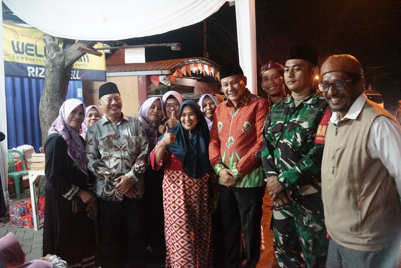 Wakil Bupati Sidoarjo, H.Subandi, SH menghadiri kegiatan ruwat Desa Randegan Tanggulangin, Kamis malam (29/02/2024). SP/ HIKMAH