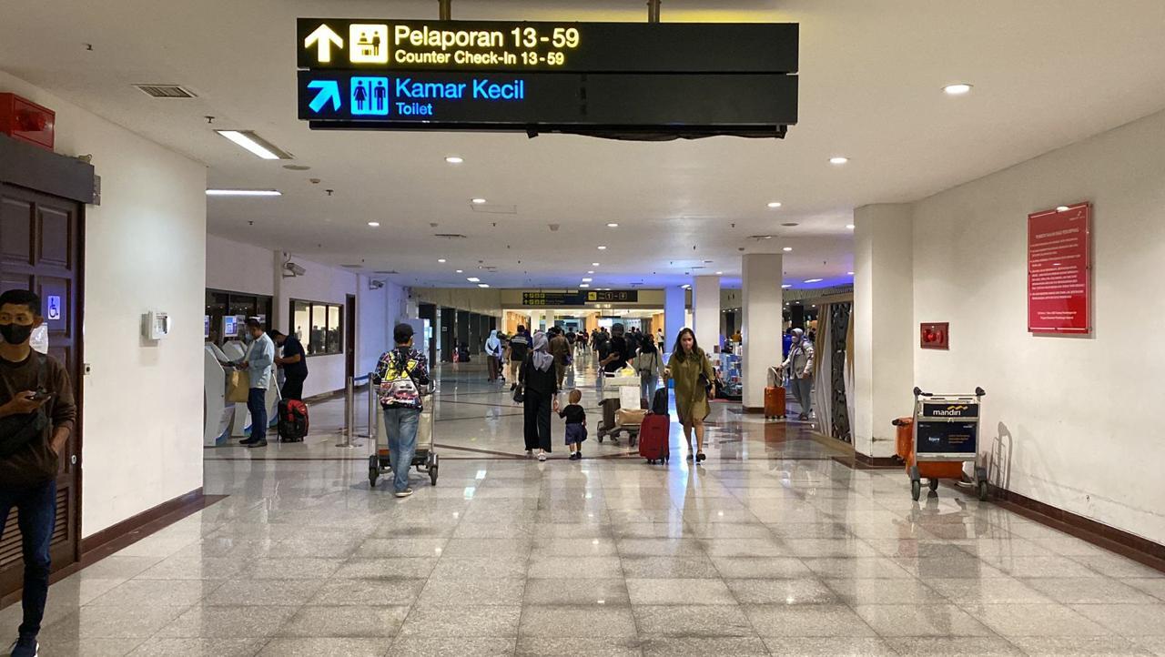 Menghormati umat Hindu di Bali, penerbangan menuju Bandara Ngurah Rai dari Bandara Juanda Surabaya dihentikan sementara kurang lebih 24 Jam. SP/ Dok Bandara Juanda