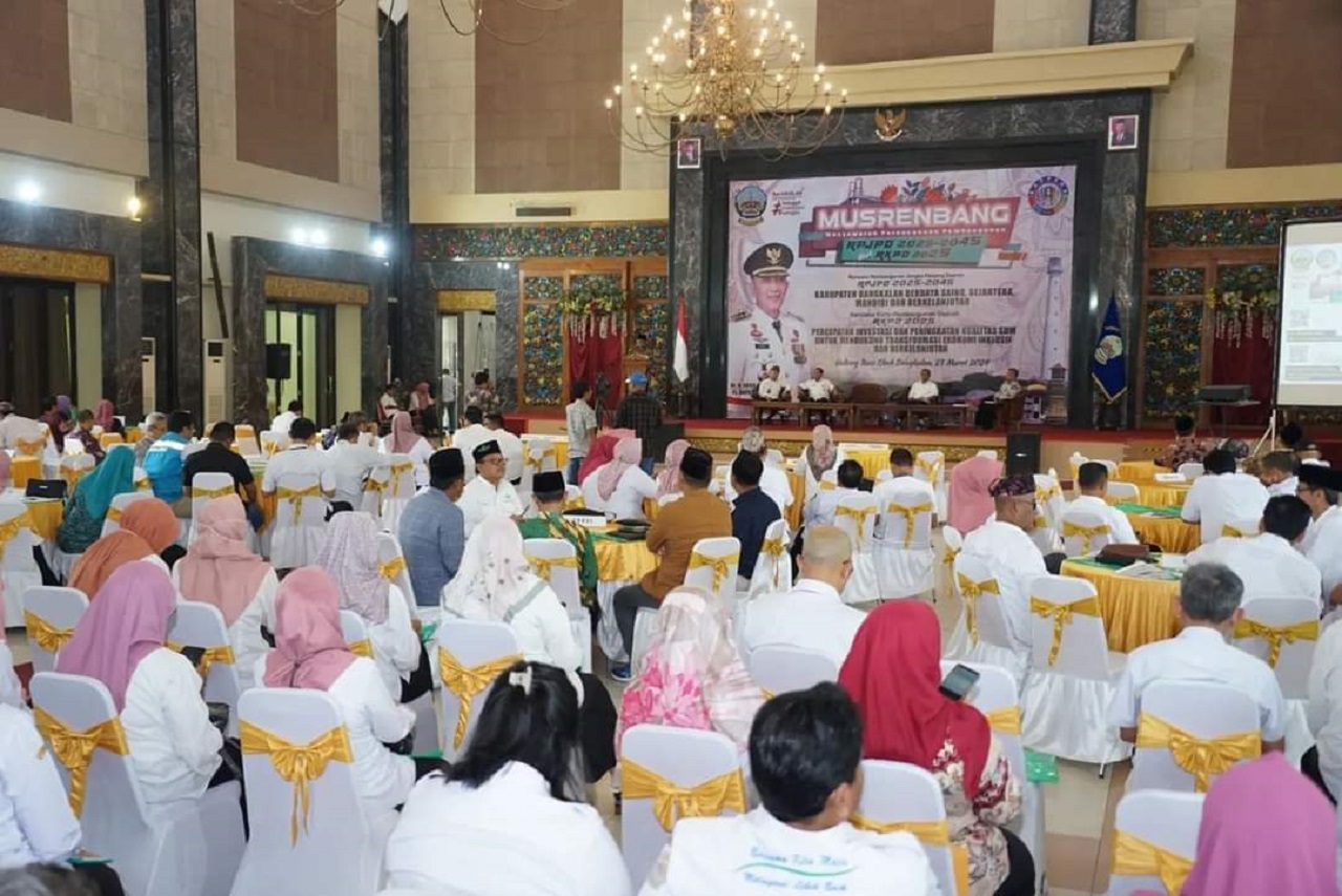 Suasana Musrembang di gedung Serba guna Rato ebuh. SP/ RIL