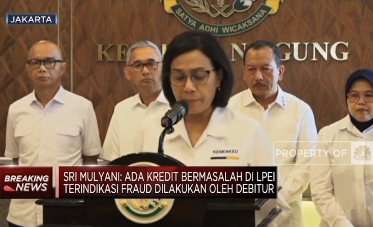 Menteri Keuangan Sri Mulyani Laporkan Dugaan Korupsi di LPEI senilai Rp 2 Triliun.