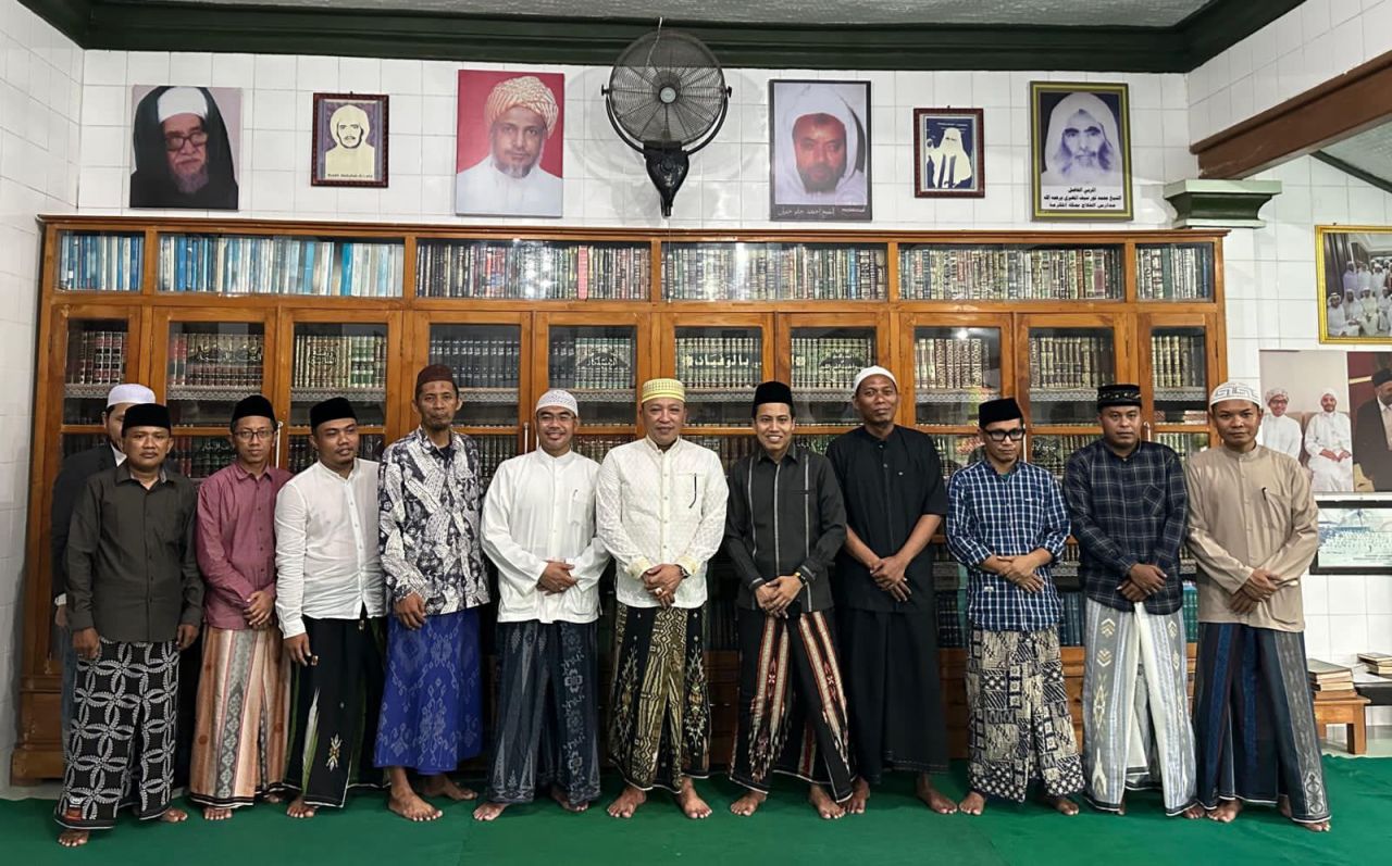 H.Slamet Junaidi saat pertemuan  bersama Alumni Al - Azhar