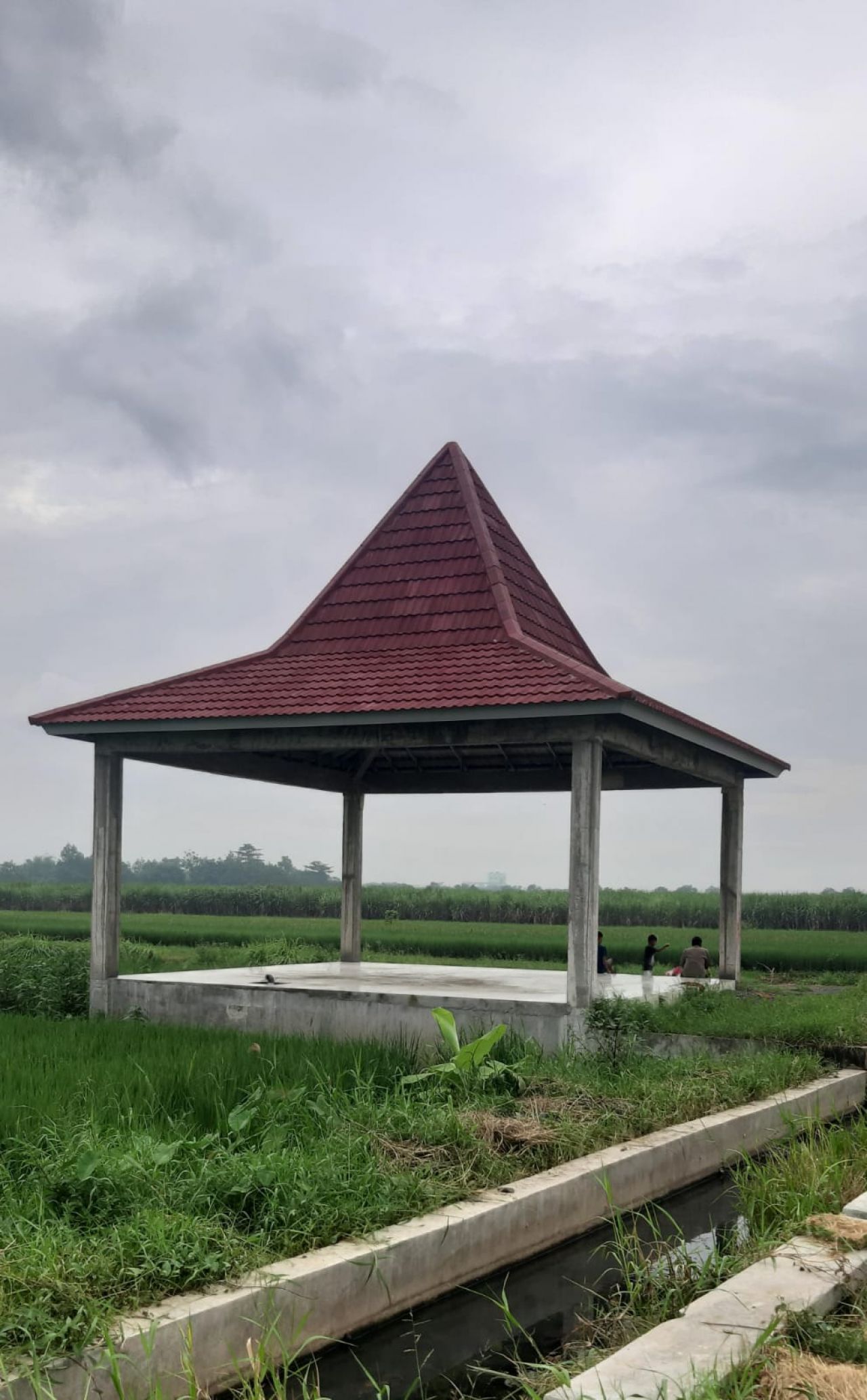 Bangunan lumbung desa RW 01, Desa Penambangan, Balongbendo. SP/JUM