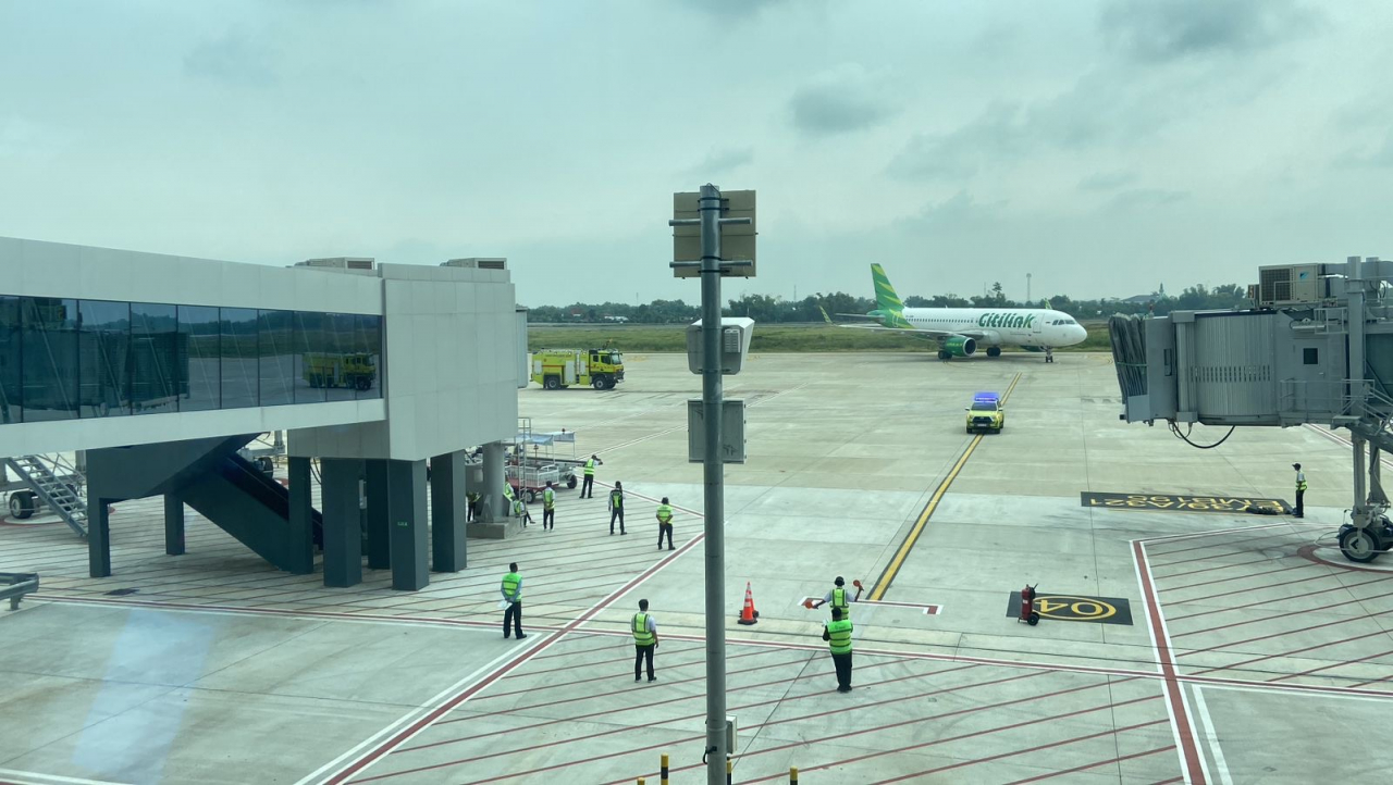 Penerbangan perdana pesawat Citilink di Bandara Dhoho Kediri