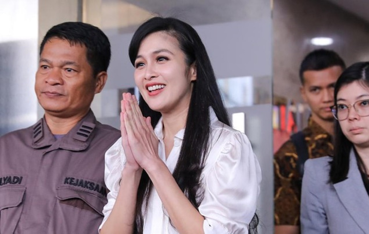 Sandra Dewi saat memenuhi panggilan Kejagung beberapa waktu lalu. SP/ JKT