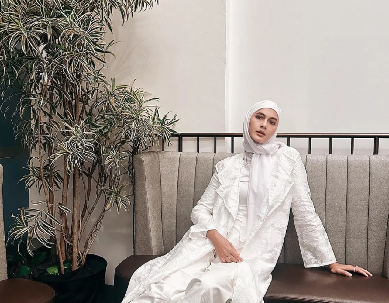 Paula Verhoeven sering menggunakan hijab dan pakaian tertutup. Instagram/ @paula_verhoeven