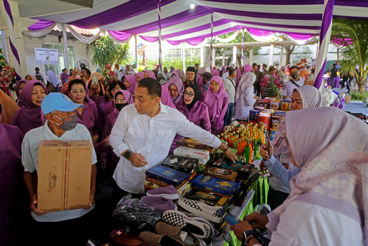 Garage Day dan Bazar Sembako Ramadan di Kantor GOW, Jalan Tambaksari No 11 A, Kota Surabaya, Rabu (3/4/2024). SP/SURA