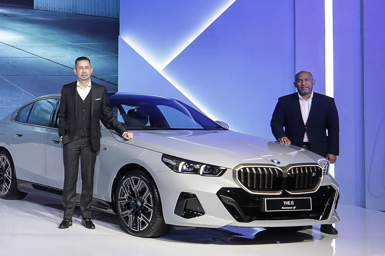 BMW i5 xDrive40 M Sport diluncurkan untuk pasar tanah air, di The Langham, SCBD Setiabudi, Jakarta. SP/ Dok. BMW Group Indonesia