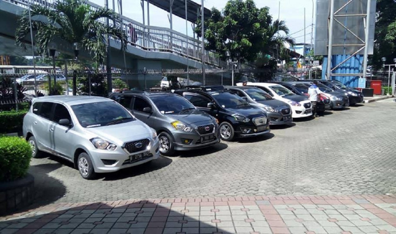 Lonjakan mobil jenis LCGC berhasil memangsa minat beli masyarakat saat momen lebaran 2024. SP/ JKT
