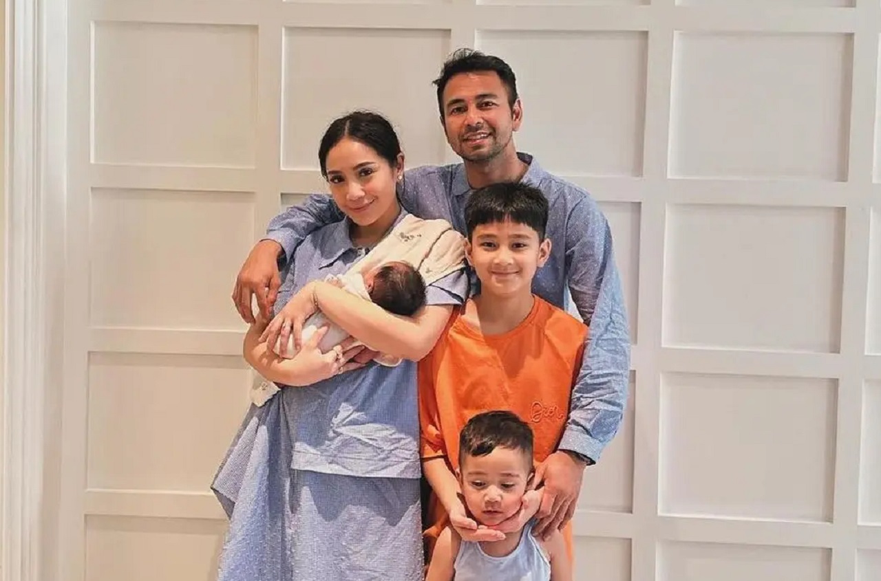 Kehadiran Bayi Lily di Tengah Keluarga Raffi Ahmad dan Nagita Slavina, Rafathar dan Rayyanza Resmi Punya Adik Perempuan. Instagram/ @ raffinagita1717