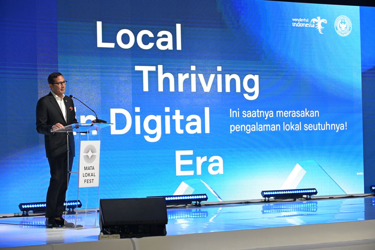 Menteri Pariwisata dan Ekonomi Kreatif RI, Sandiaga Salahuddin Uno mengapresiasi dan mendukung penuh langkah PLN dalam penggunaan energi bersih di sektor pariwisata untuk mendorong green tourism. Foto/Humas PLN